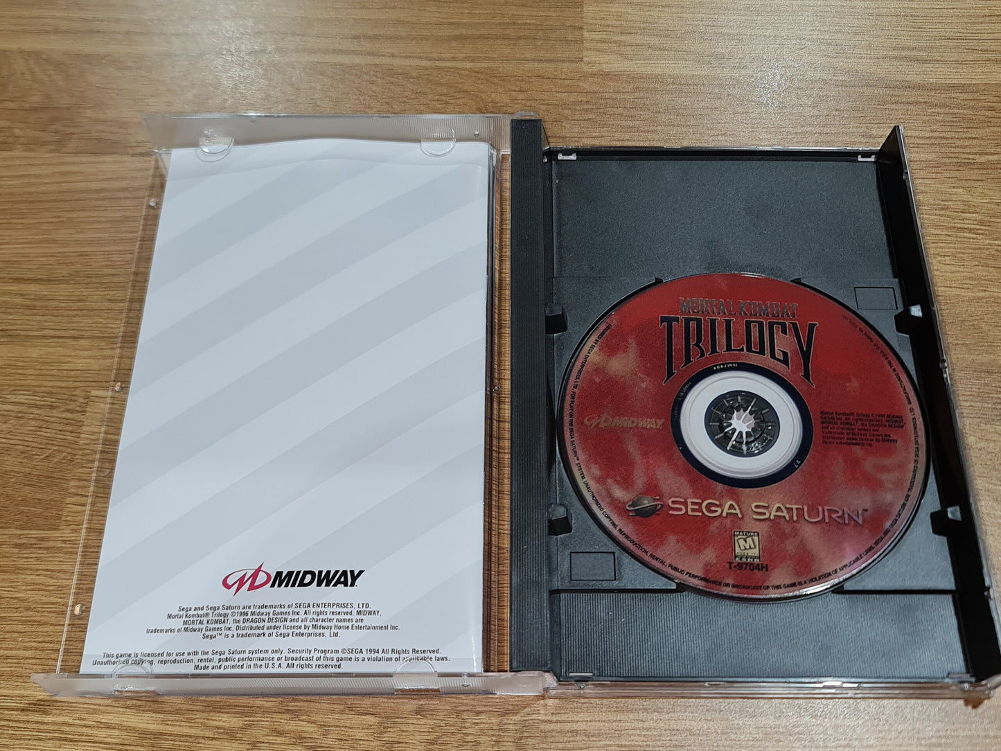 Mortal Kombat Trilogy - Long Box NTSC-U-versie en handleiding